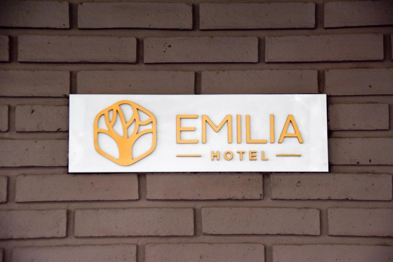 Hotel Emilia 2*