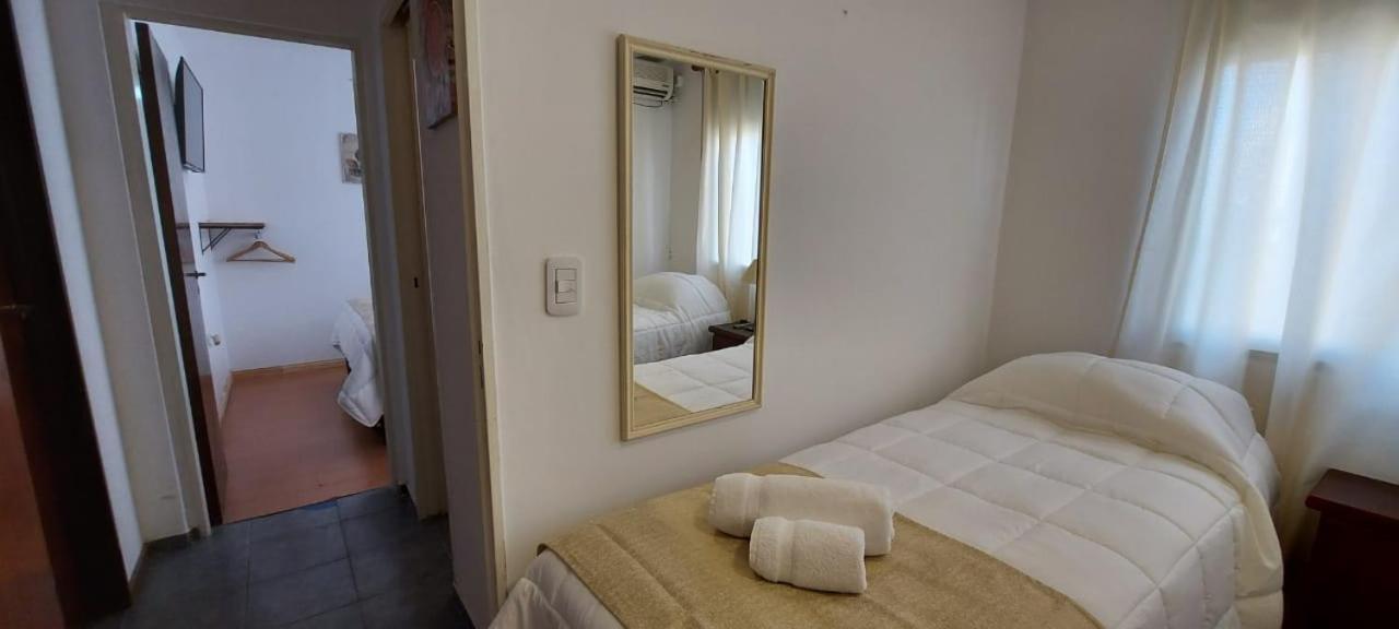 Hotel Emilia 2*